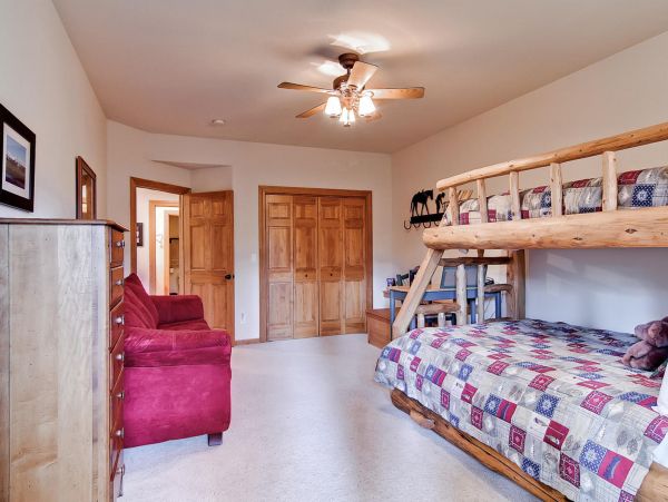 Breckenridge Home 950906