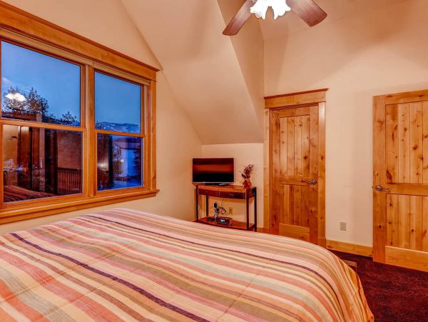 Breckenridge Home 950907