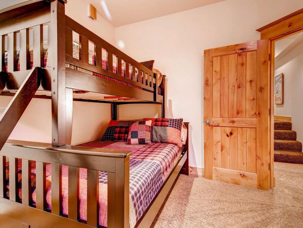 Breckenridge Home 950907