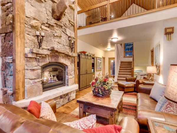 Breckenridge Luxury Vacation Getaway with 6 Bedrooms