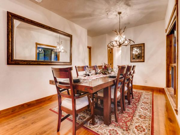 Breckenridge Luxury Vacation Getaway with 6 Bedrooms