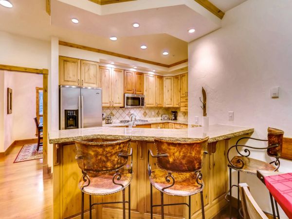 Breckenridge Luxury Vacation Getaway with 6 Bedrooms