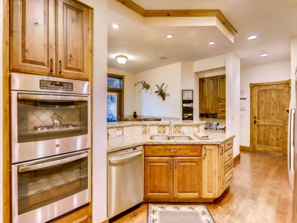 Breckenridge Luxury Vacation Getaway with 6 Bedrooms