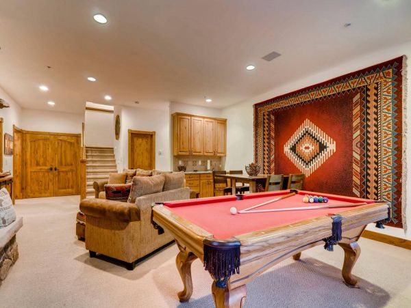 Breckenridge Luxury Vacation Getaway with 6 Bedrooms