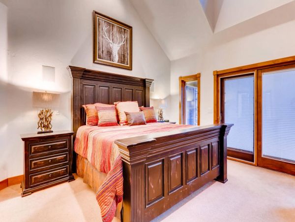 Breckenridge Luxury Vacation Getaway with 6 Bedrooms