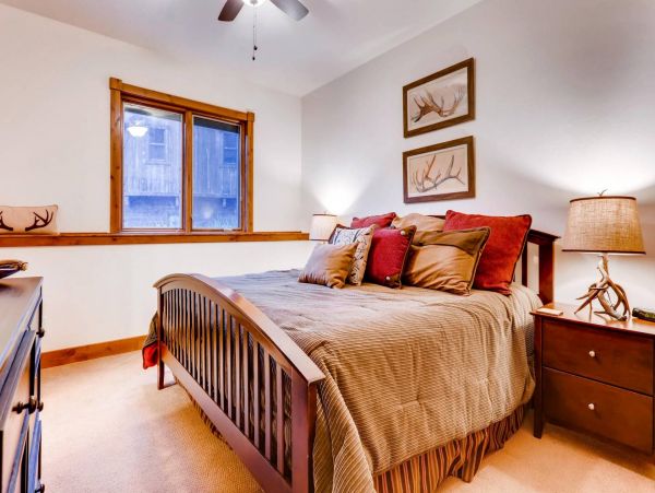 Breckenridge Luxury Vacation Getaway with 6 Bedrooms