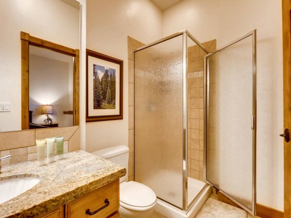 Breckenridge Luxury Vacation Getaway with 6 Bedrooms