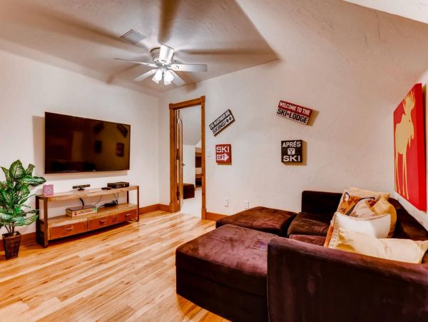 Breckenridge Luxury Vacation Getaway with 6 Bedrooms