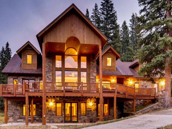 Breckenridge Luxury Vacation Getaway with 6 Bedrooms
