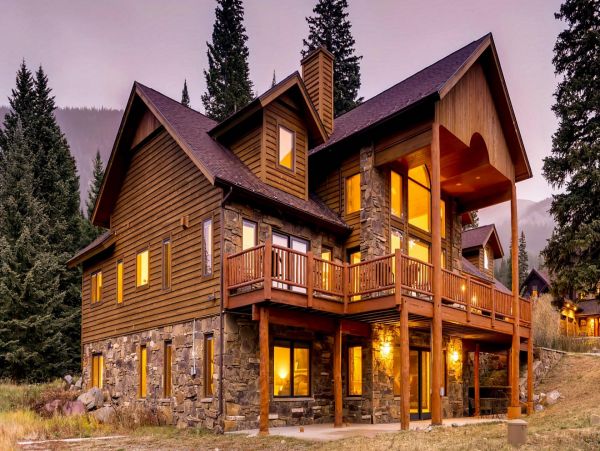 Breckenridge Luxury Vacation Getaway with 6 Bedrooms
