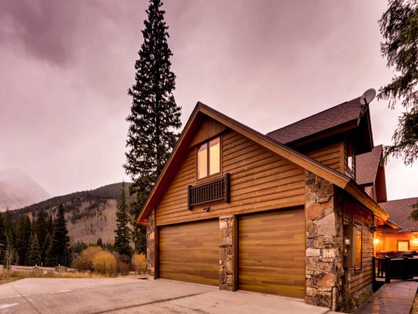 Breckenridge Luxury Vacation Getaway with 6 Bedrooms