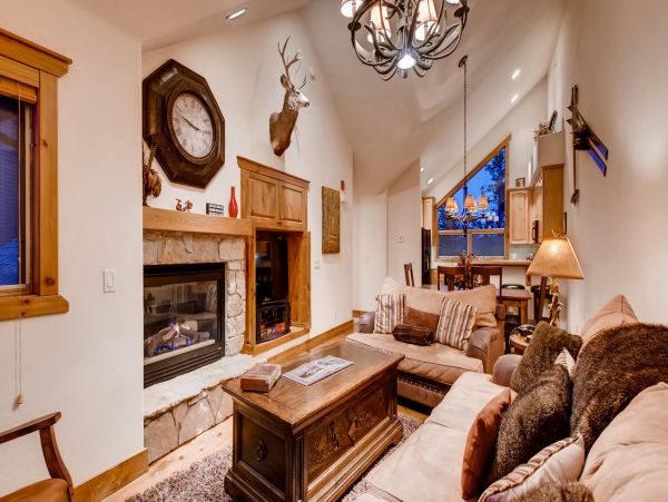 Breckenridge Home 950911