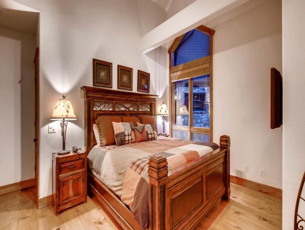 Breckenridge Home 950911