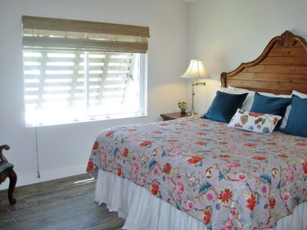 Three Bedroom Bradenton Vacation Cottage Sleeps 8 Guests