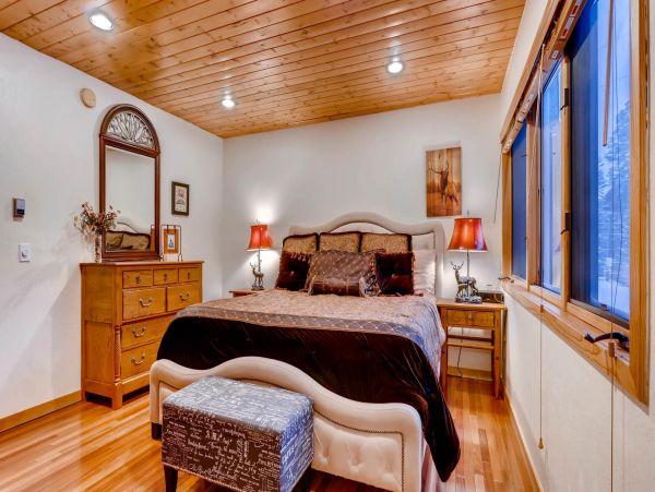 Breckenridge Home 950916