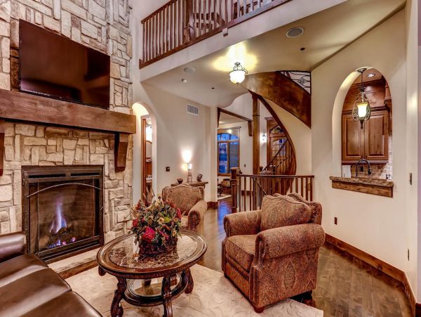 Breckenridge Home 950917
