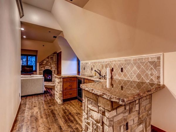 Breckenridge Home 950917