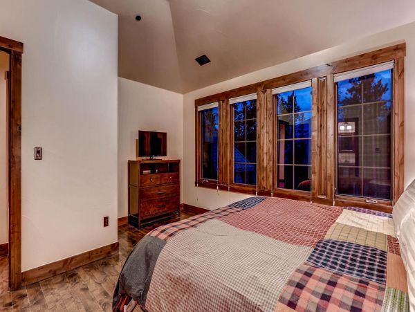 Breckenridge Home 950917