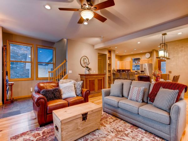 Breckenridge Home 950927