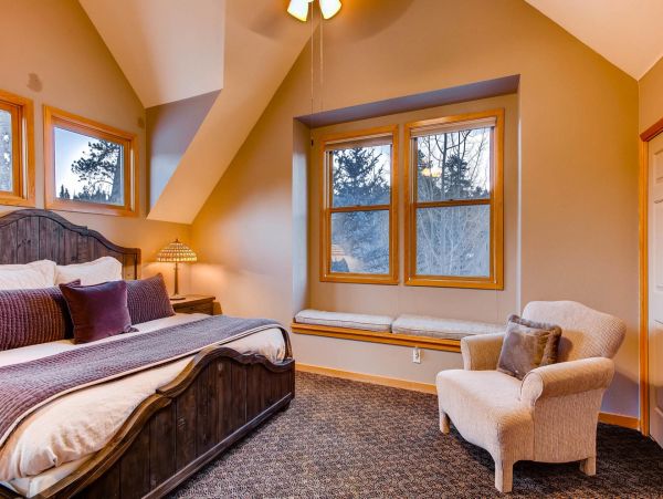 Breckenridge Home 950927