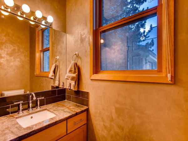 Breckenridge Home 950927