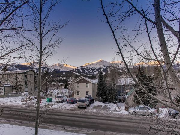 Breckenridge Home 950927