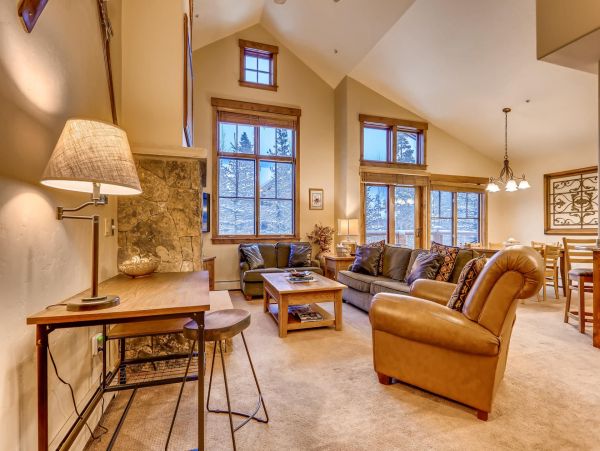 Breckenridge Home 950928