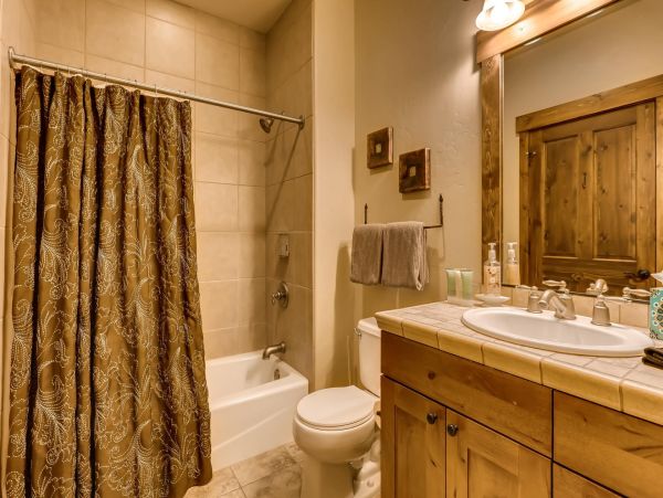 Breckenridge Home 950928