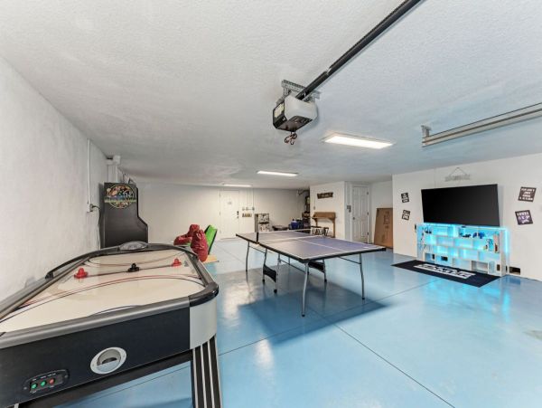 Holmes Beach Vacation Rental Anna Maria Island Luxury Home with Pool & Rooftop Deck