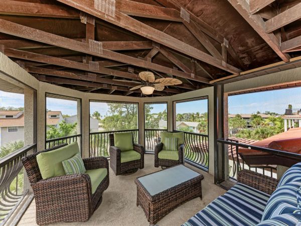 Holmes Beach Vacation Rental Anna Maria Island Luxury Home with Pool & Rooftop Deck