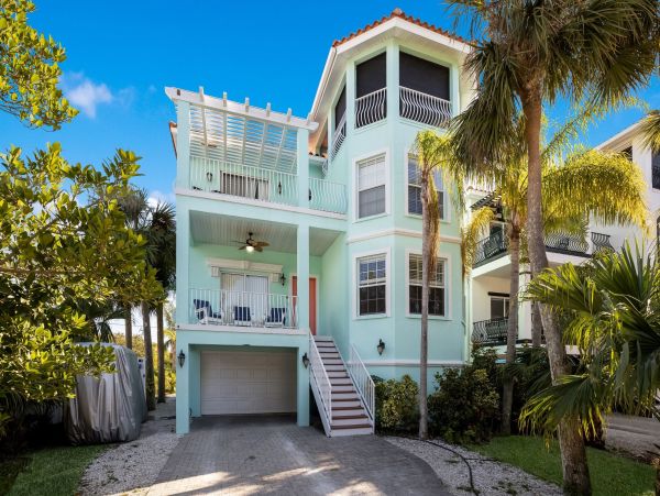 Holmes Beach Vacation Rental Anna Maria Island Luxury Home with Pool & Rooftop Deck