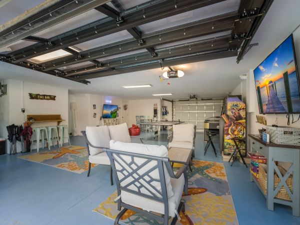 Holmes Beach Vacation Rental Anna Maria Island Luxury Home with Pool & Rooftop Deck