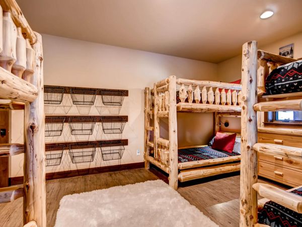 Breckenridge Home 950932