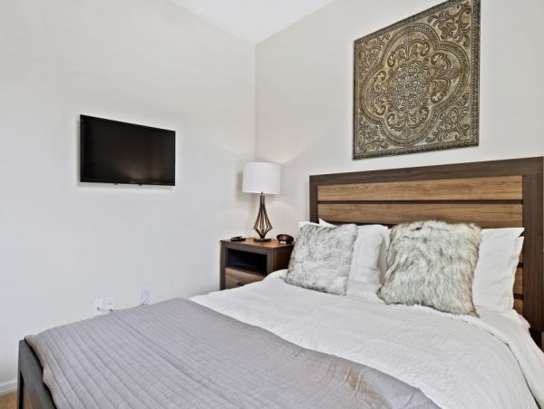 Orlando Home 951006