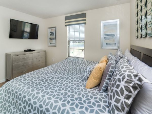 Orlando Home 951106