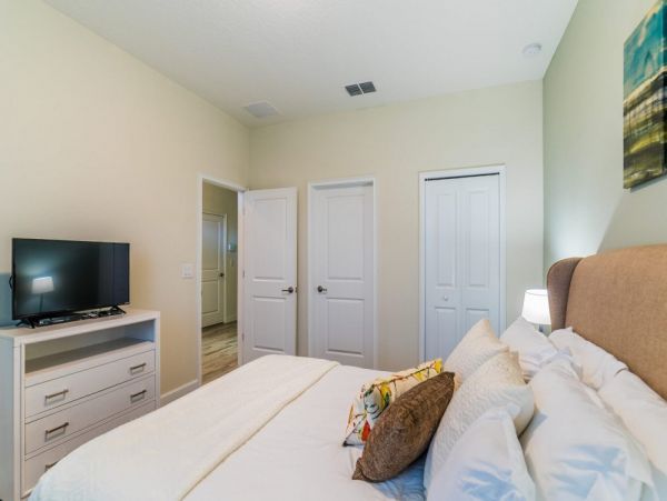 Orlando Home 951114