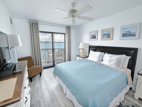 Bay View Two Bedroom Bradenton Beach Vacation Condo