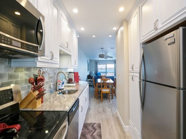 Bay View Two Bedroom Bradenton Beach Vacation Condo