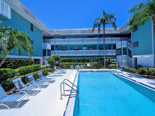 Bay View Two Bedroom Bradenton Beach Vacation Condo