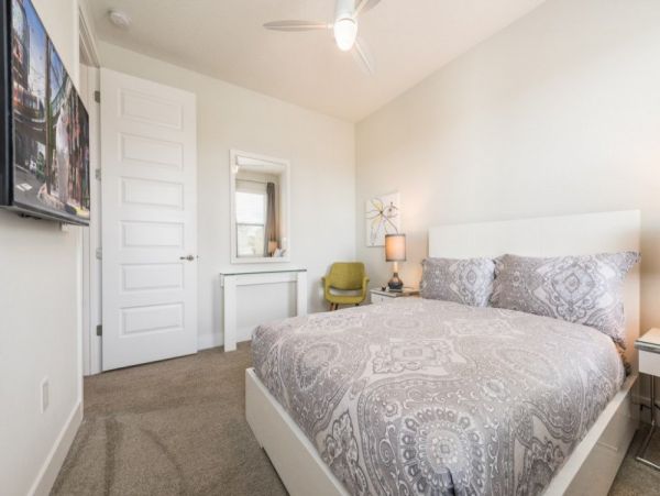 Orlando Home 951124