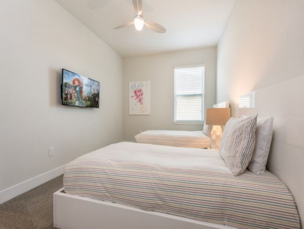 Orlando Home 951124