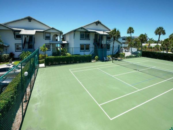 Beachfront Paradise on Anna Maria Island - Stunning Two-Bedroom Condo