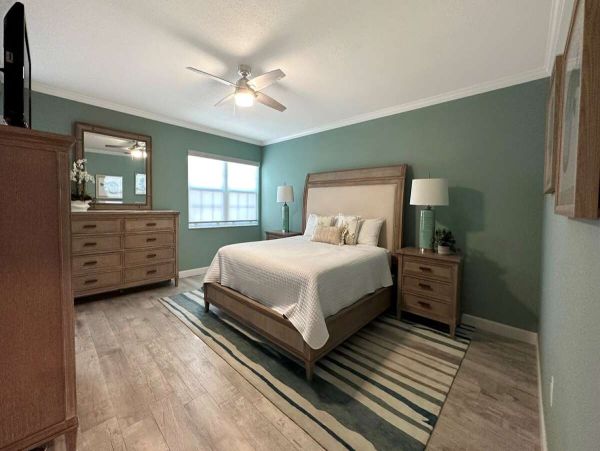Beachfront Paradise on Anna Maria Island - Stunning Two-Bedroom Condo