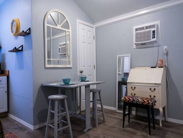Great Pool Bradenton Vacation Studio Sleeps 2 Guests