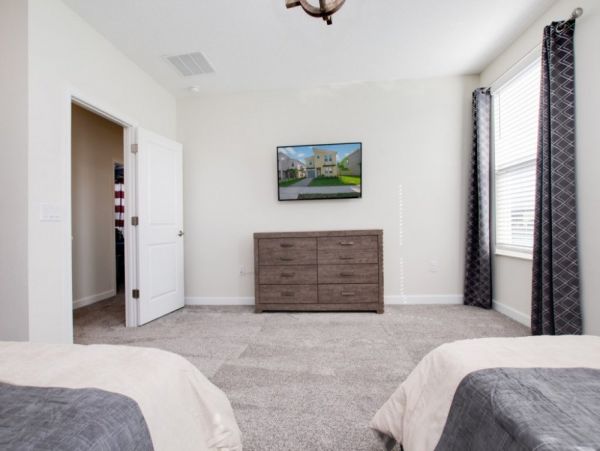 Orlando Home 951204