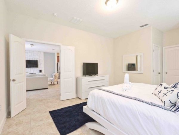 Orlando Home 951212