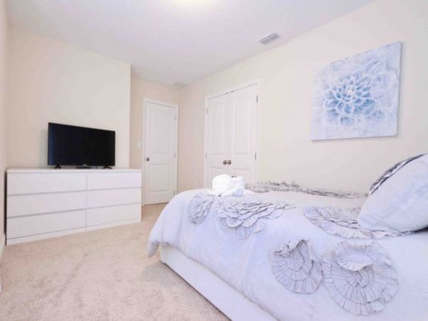 Orlando Home 951212