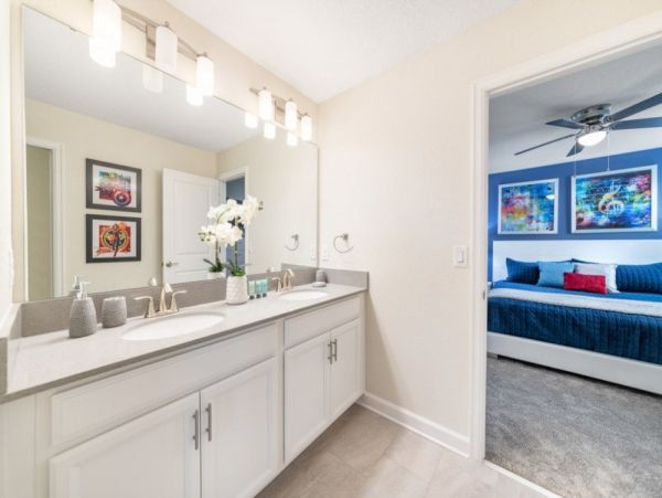 Orlando Home 951213