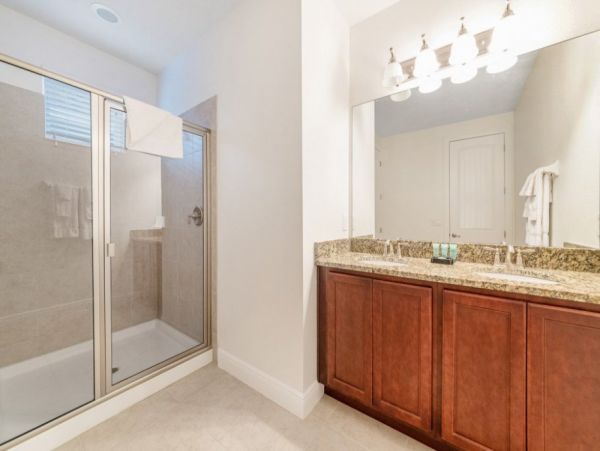 Orlando Home 951216