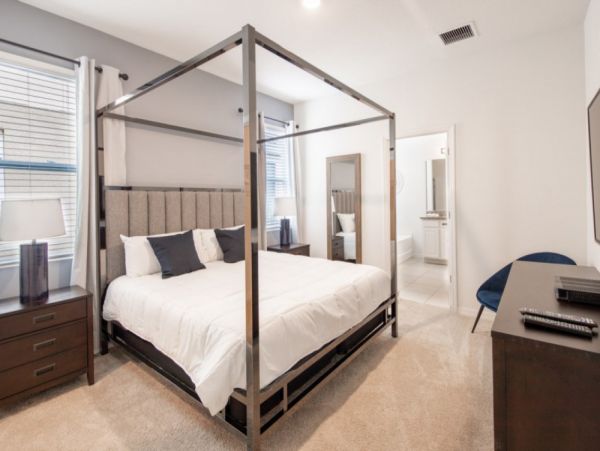 Orlando Home 951218